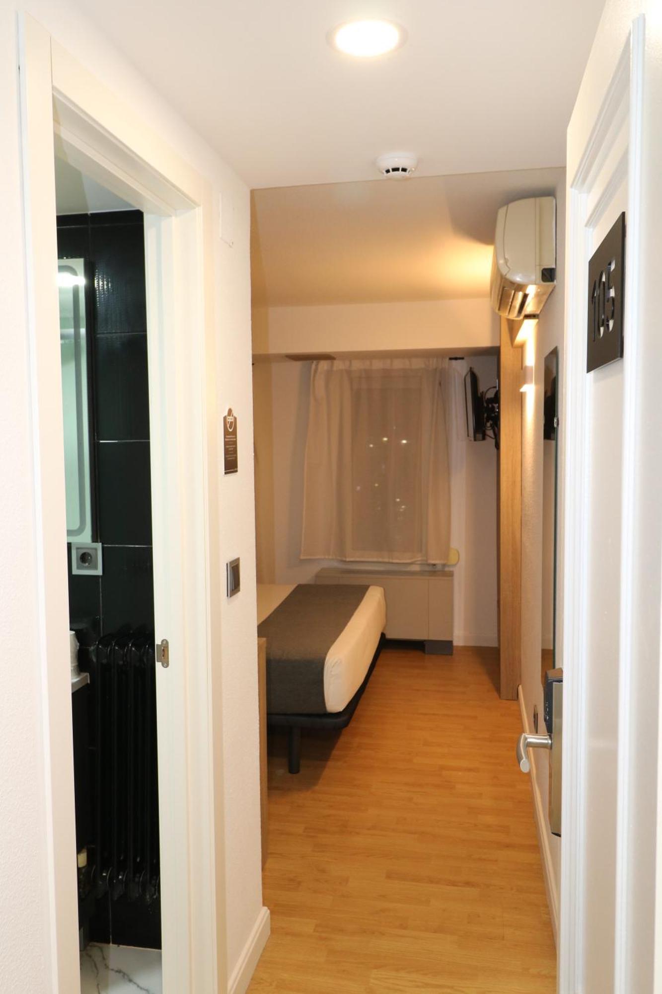 Hostal Alda Palencia Plaza Экстерьер фото
